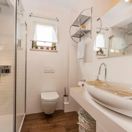 Open View Apartment